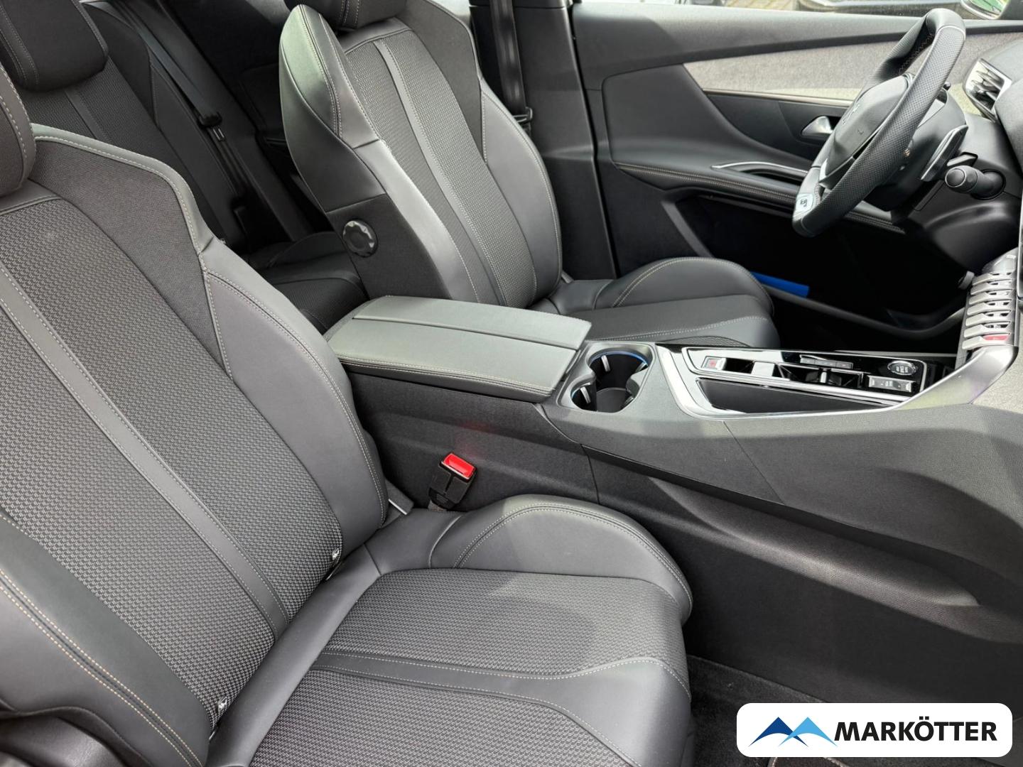 Peugeot 3008 GT ACC/BLIS//CARPLY/360CAM/PANO/NAVI