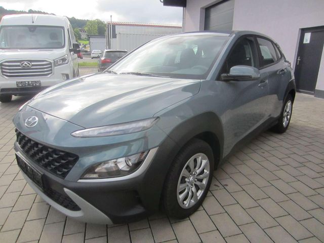 Hyundai KONA Pure 2WD,MFL,Navi,Klima