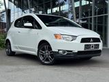 Mitsubishi Colt Lim. 3-trg. Athletic 1.3I 70KW - Mitsubishi Colt: Weiß