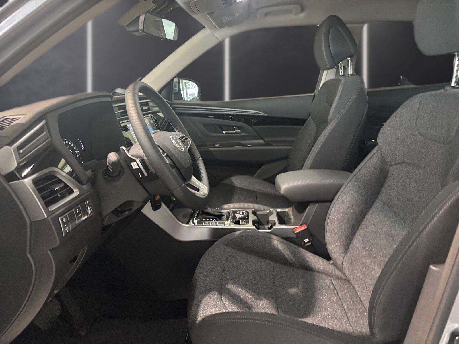 Fahrzeugabbildung KGM Korando Essential*Navi*CarPlay*Kamera*17"*Lenkhz