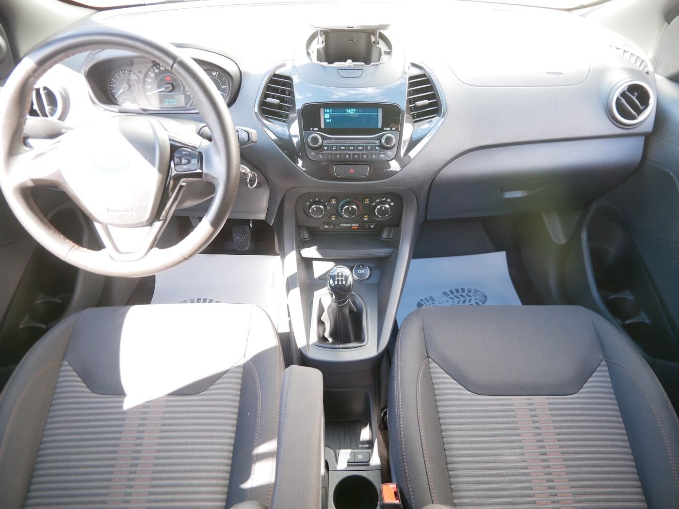 Fahrzeugabbildung Ford KA+ 1.2 Ti-VCT Active SHZ heizb.Frontscheibe PDC