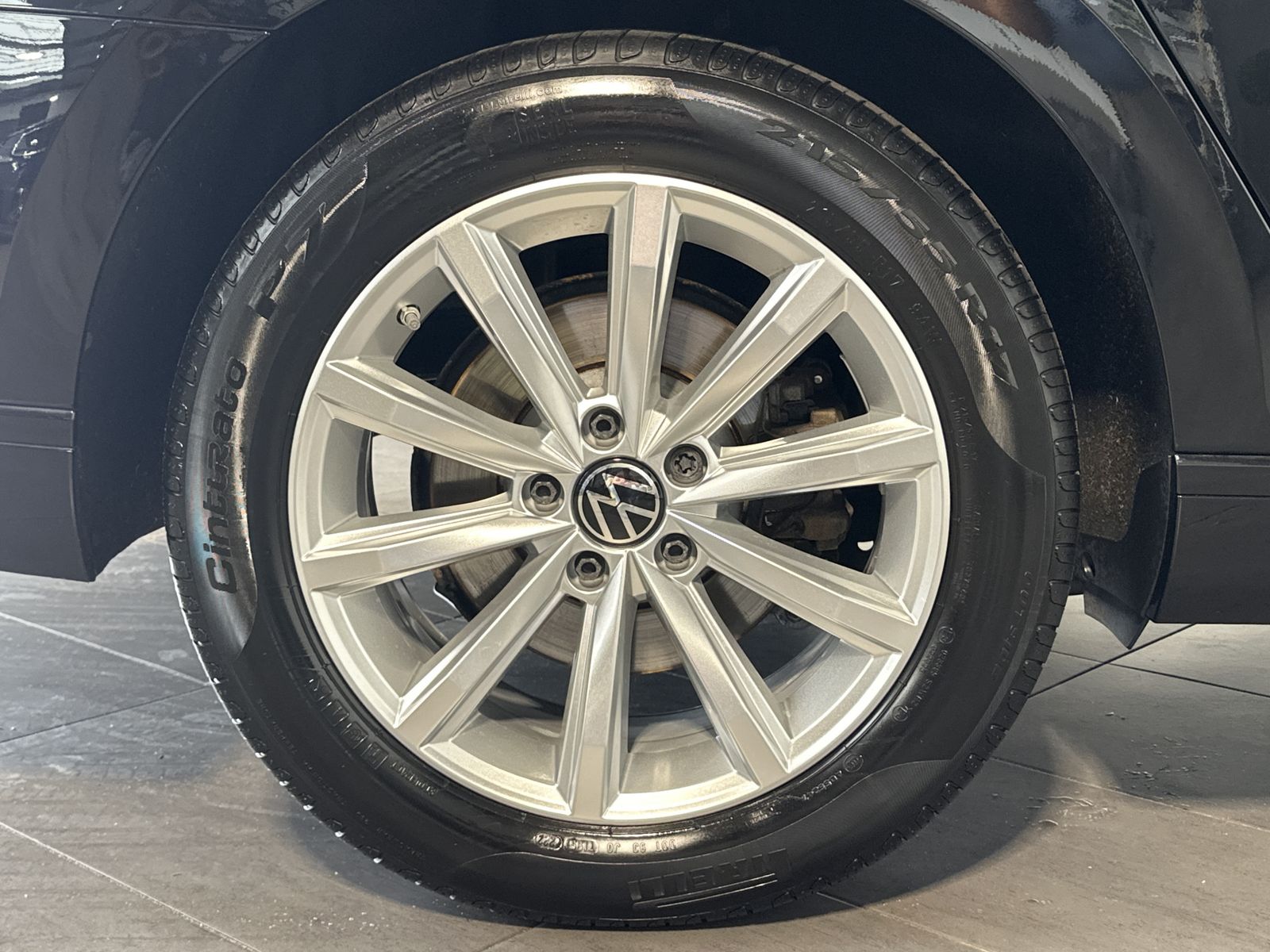 Fahrzeugabbildung Volkswagen Passat Variant 2.0 TDI DSG Business NAV+LED+360°