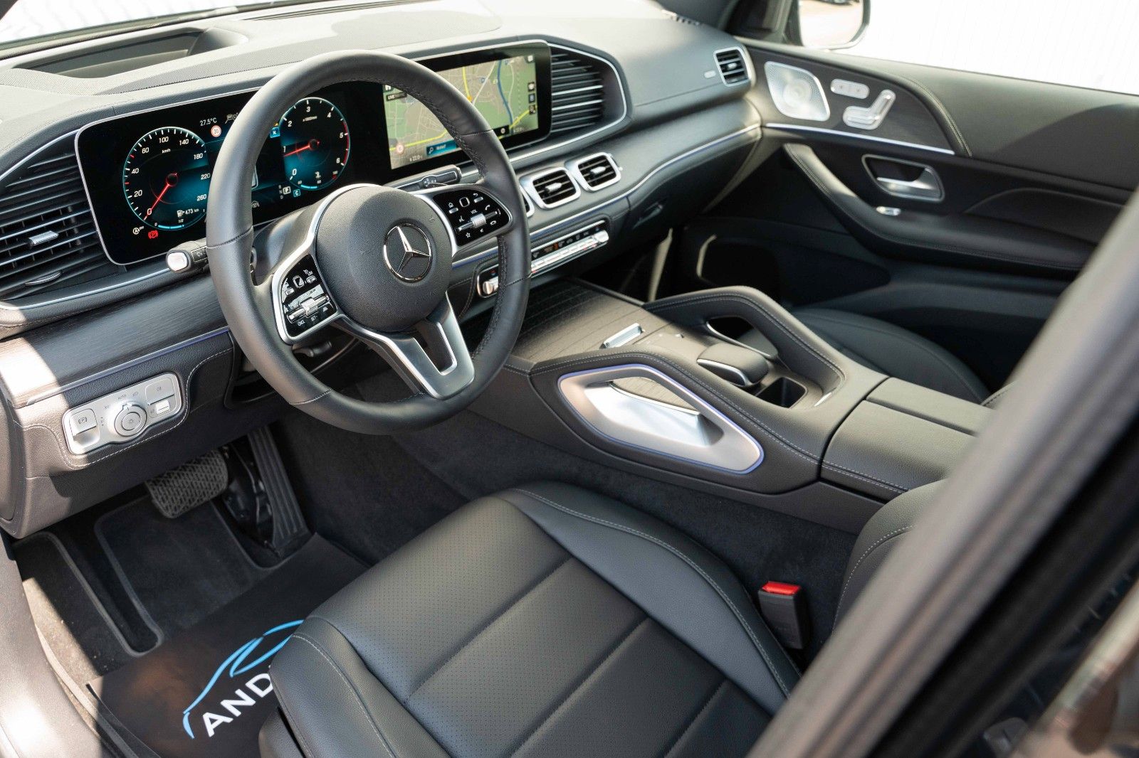 Fahrzeugabbildung Mercedes-Benz GLE 300 D 4MATIC HUD LED NIGHT KAM BURM
