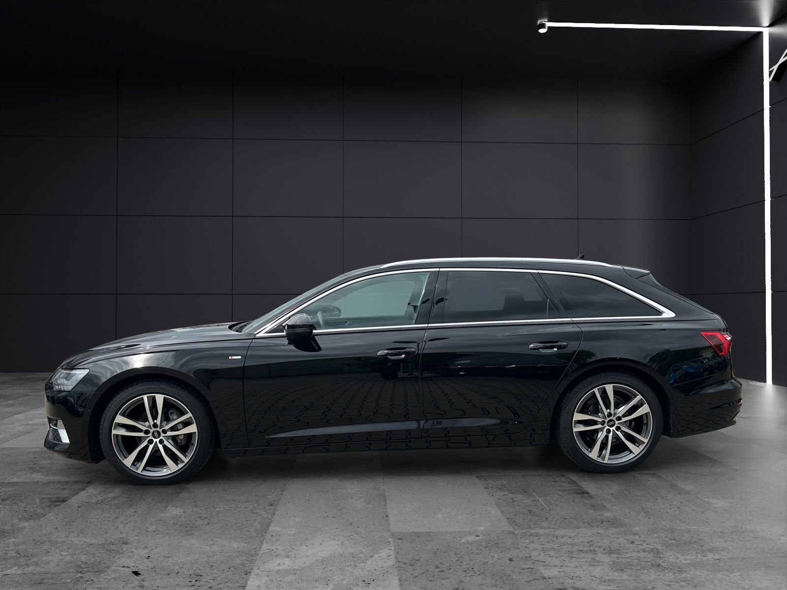 Fahrzeugabbildung Audi A6 Avant 40 TDI quattro sport LED AHK ACC RFK NA