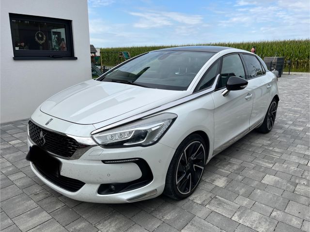 DS DS5
