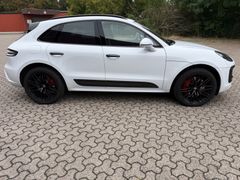 PORSCHE Macan GTS,Approved,Standheizung,Burmester,Carbon PORSCHE Macan GTS,Approved,Standheizung,Burmester,Carbon