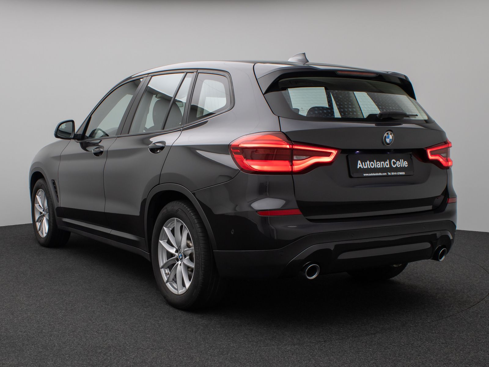 Fahrzeugabbildung BMW X3 xD20d 360°HUD DAB HiFi AHK Komfort Alarm LED