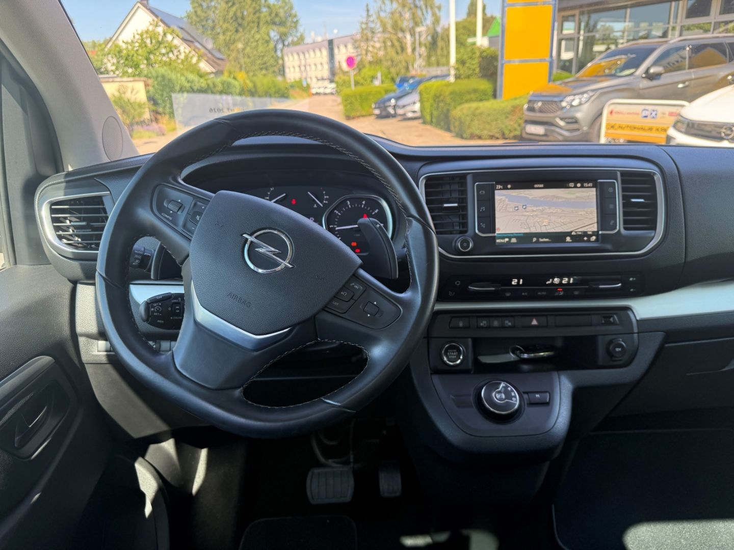 Fahrzeugabbildung Opel Zafira Life Elegance M 2.0 8-Sitzer+Pano+AHK
