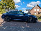 Volkswagen Arteon 2.0 TDI SCR 140kW DSG R-Line R-Line - blaue Volkswagen Arteon