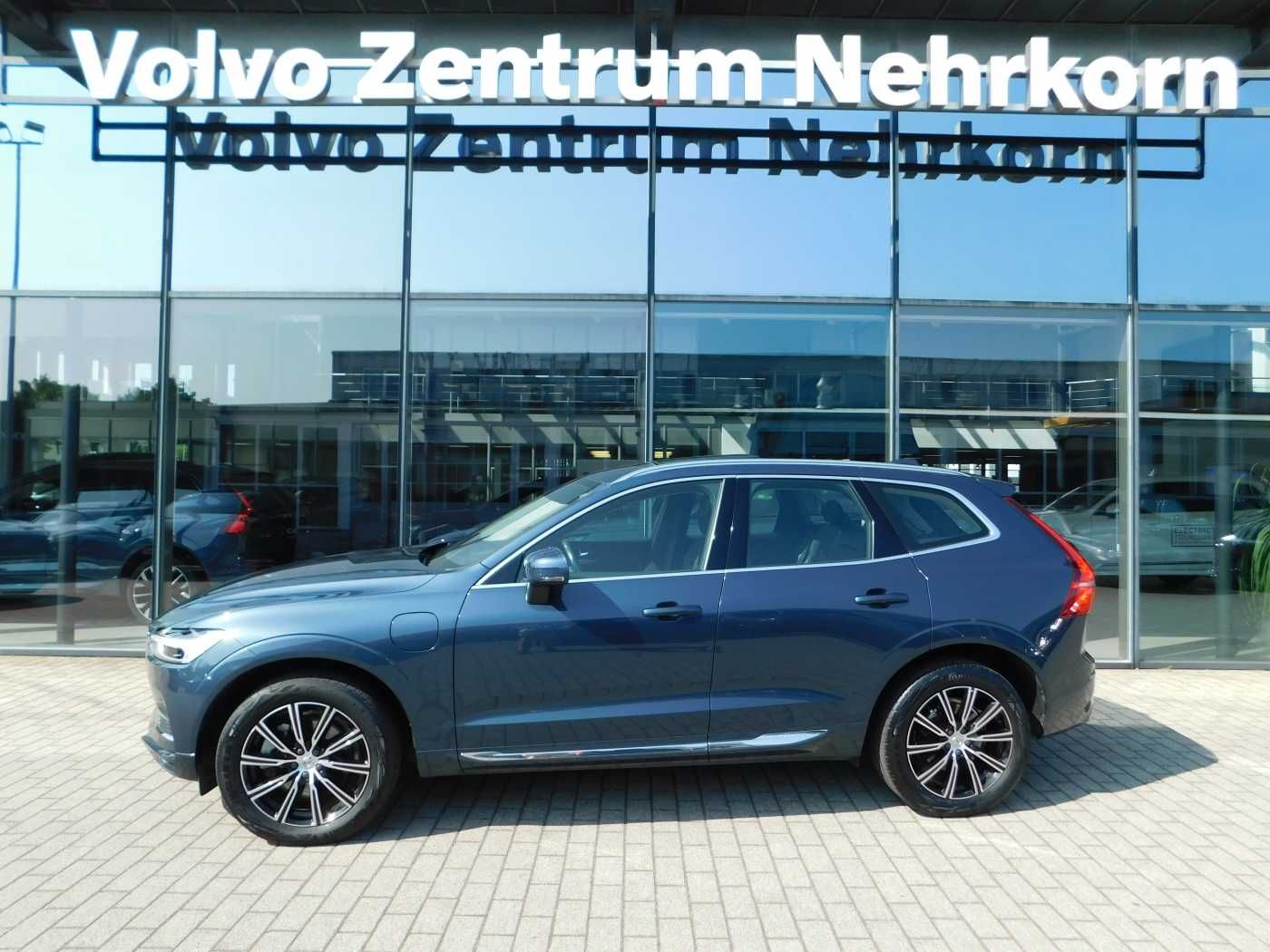 Fahrzeugabbildung Volvo XC60 T6 AWD Recharge Inscription Expression