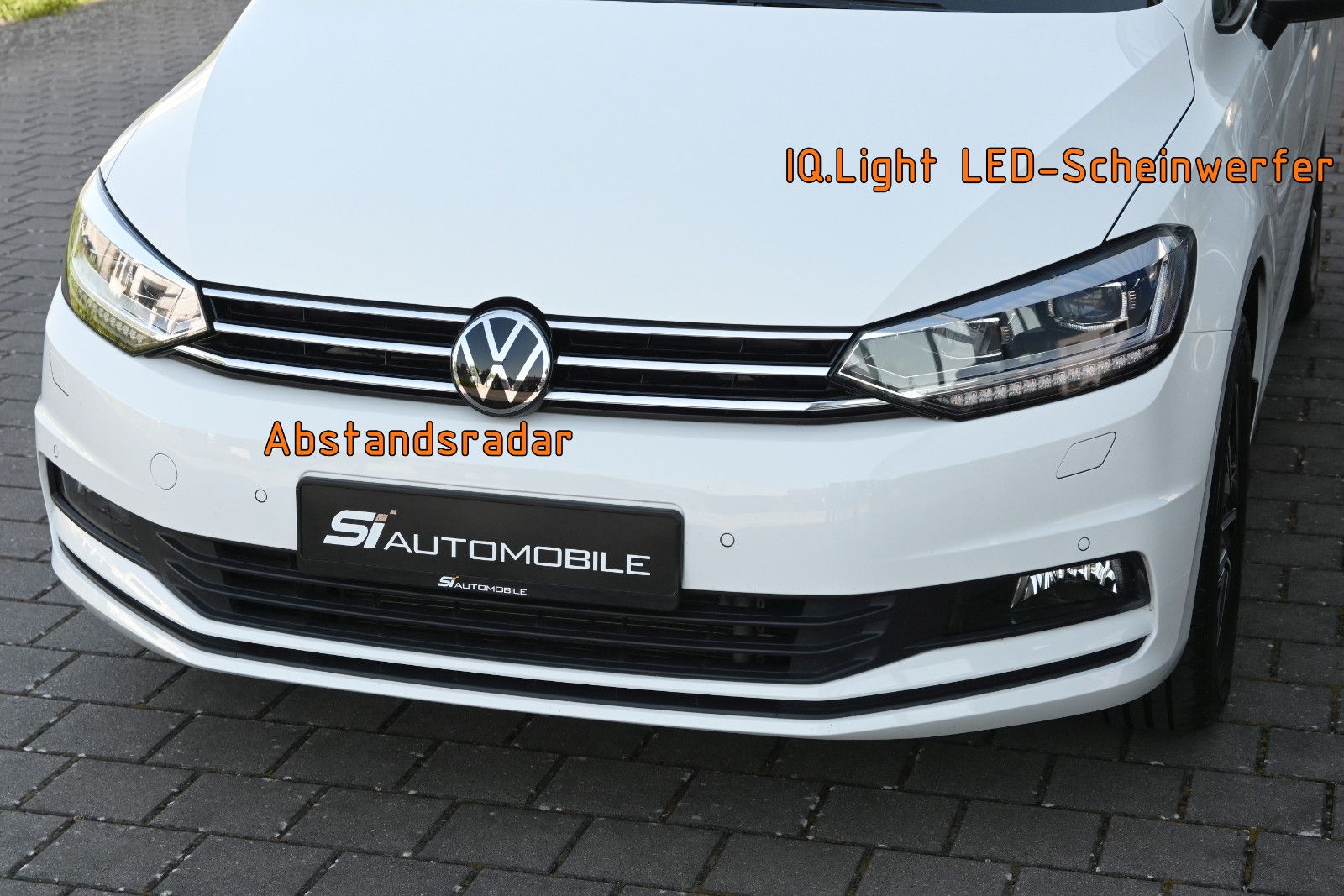 Fahrzeugabbildung Volkswagen Touran 2.0 TDI DSG °ACC°AHK°DYNAUDIO°7-SI°STHZ°