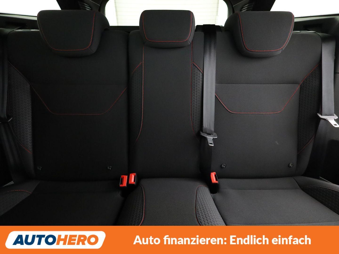 Ford Focus 1.0 EcoBoost ST-Line *NAVI*XENON*TEMPO*PDC