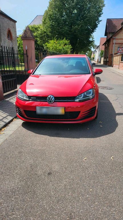 Image of Volkswagen Golf