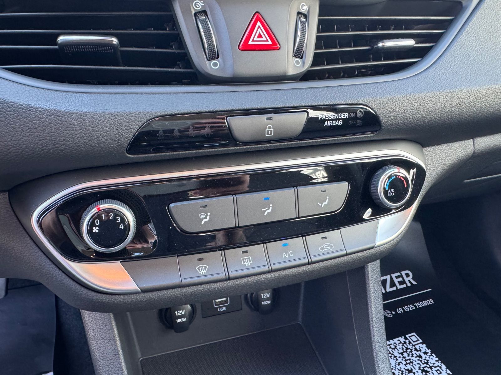 Fahrzeugabbildung Hyundai i30 Select Mild-Hybrid/PDC/DAB/SHZ/KLIMA/TEMPOMA