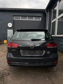 Volkswagen Golf - 7