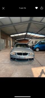 BMW e90 320 i Top Zustand! Voll Scheckheft... - BMW 320: E90