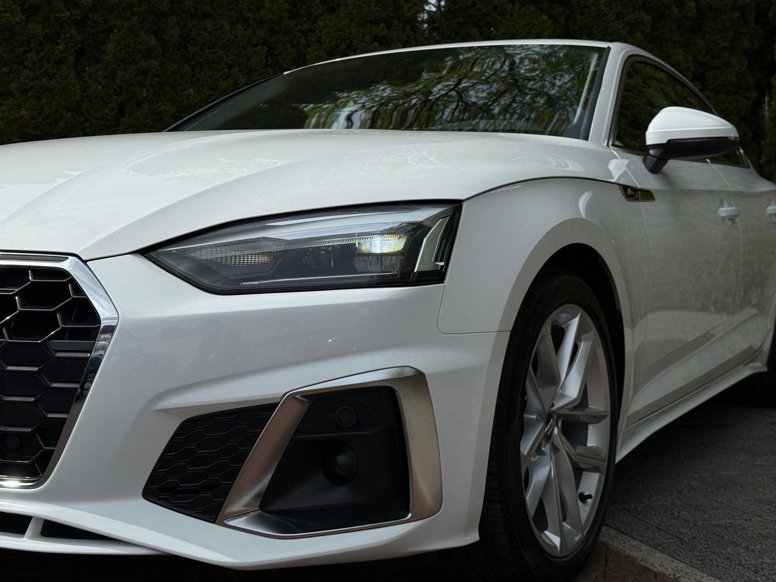 Fahrzeugabbildung Audi A5 Sportback 35 TDI S Line LED+NAV+ACC+SHZ+DAB+