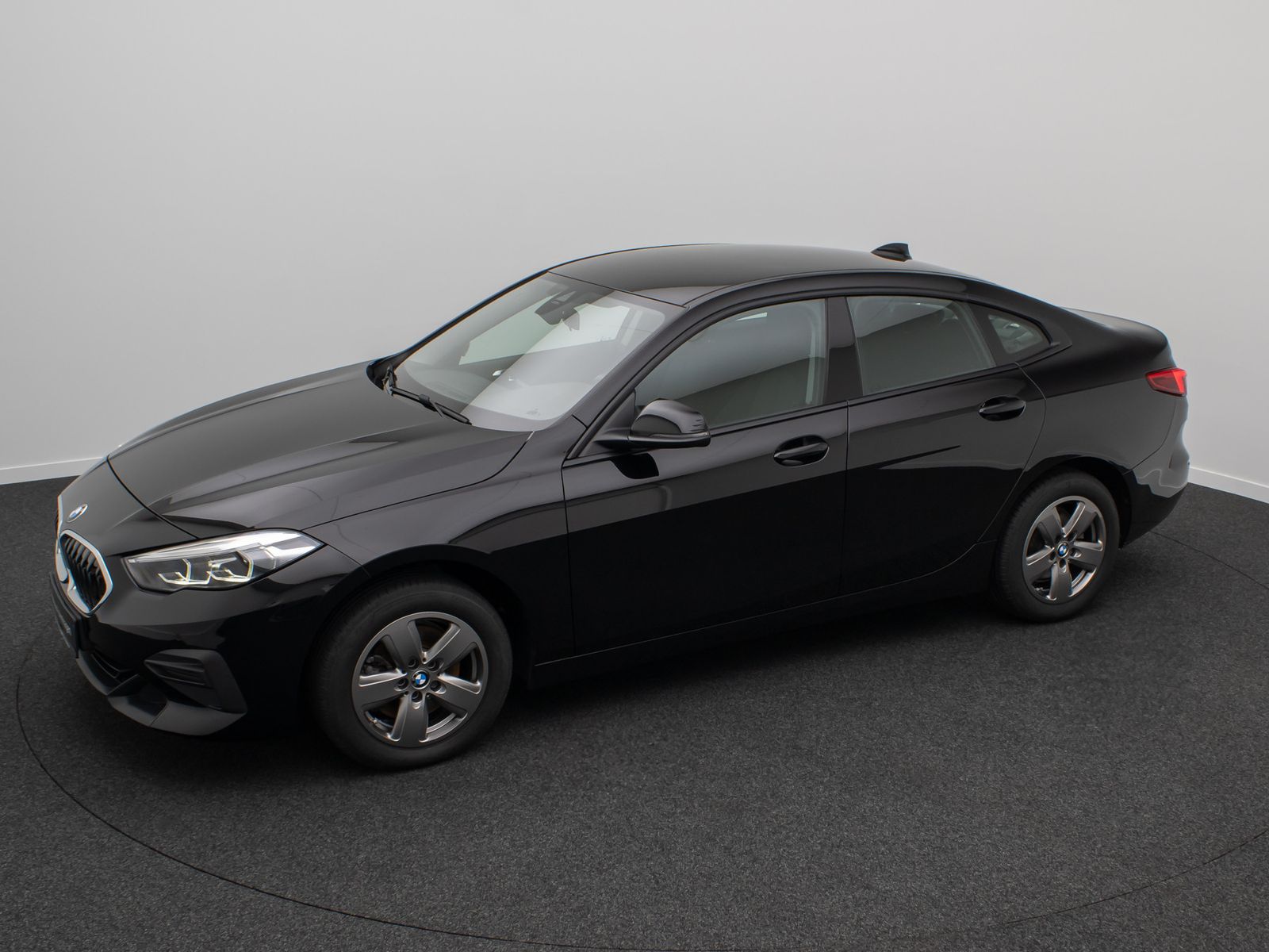 Fahrzeugabbildung BMW 218i Gran Coupé DAB GeschwindigReg PDC LED WLAN