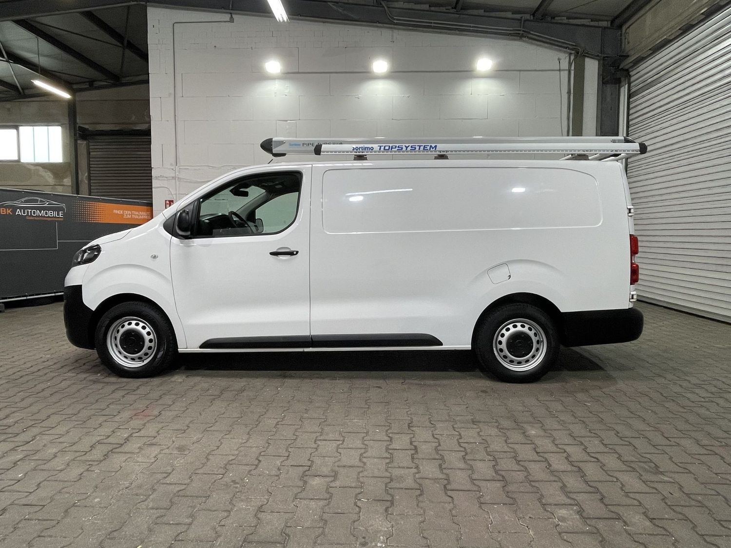 Fahrzeugabbildung Opel Vivaro Edition L(L3) Sortimo#Kamera#Klima#Totwin
