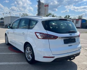 Ford S-Max - 9