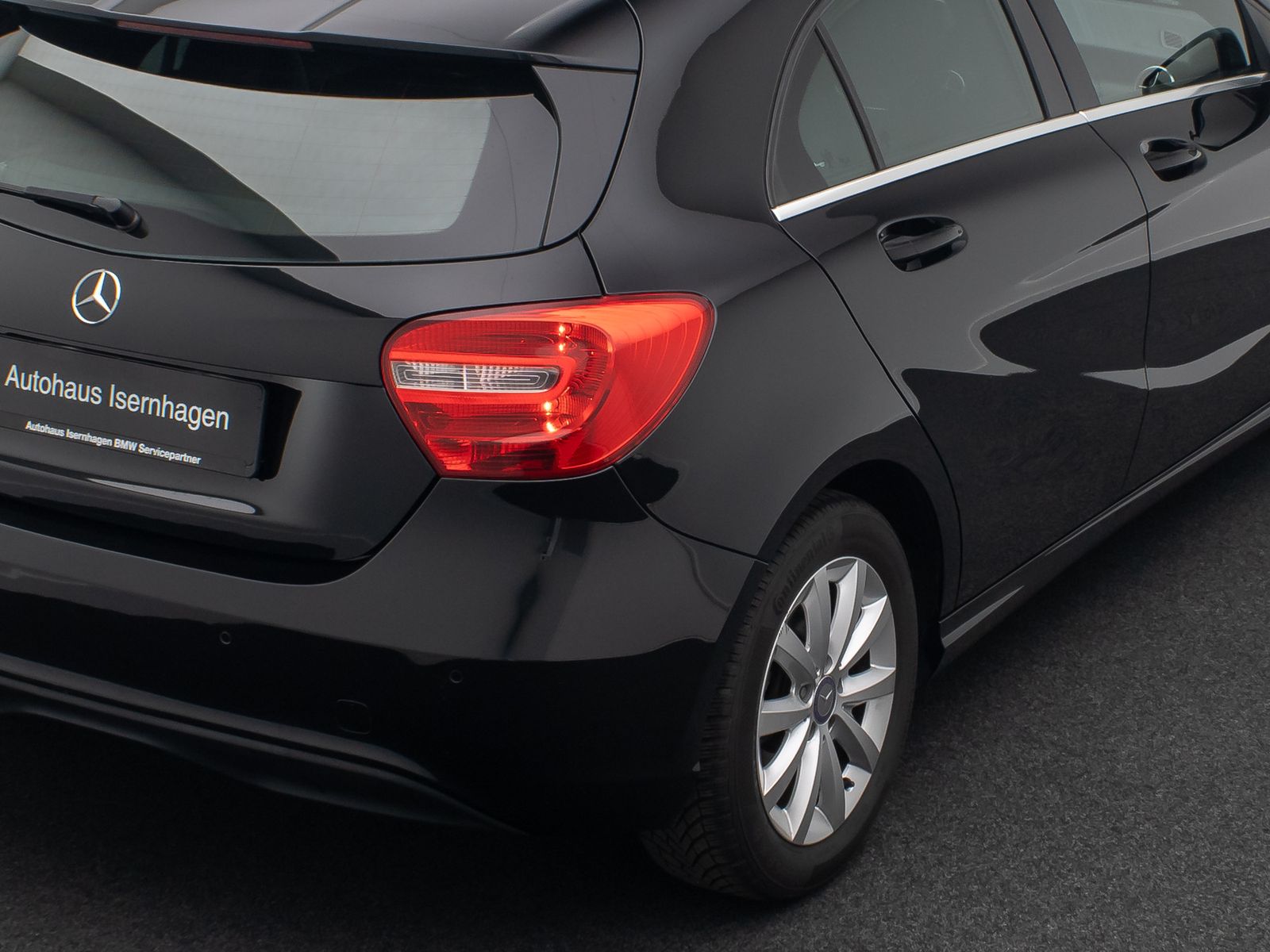 Fahrzeugabbildung Mercedes-Benz A180 BlueEfficiency Navi Sound Tempomat ParkAsst