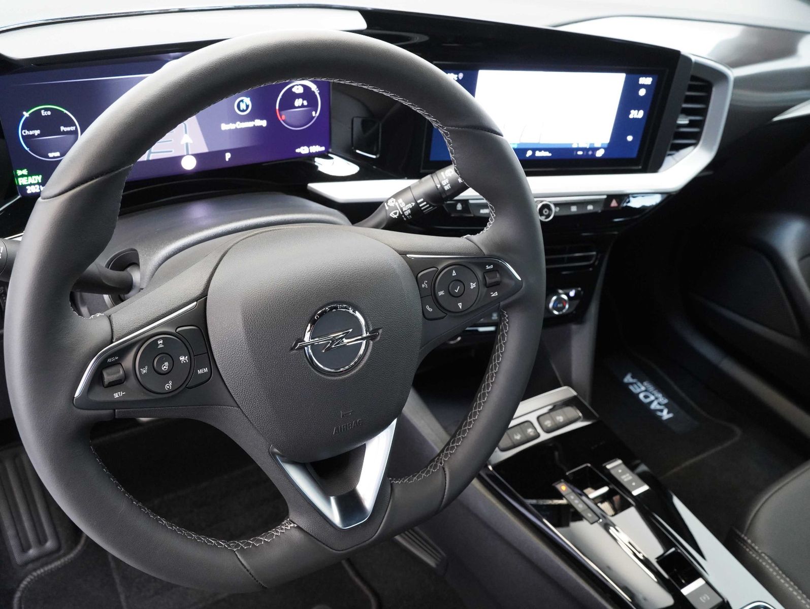 Fahrzeugabbildung Opel Mokka-e Ultimate 50KWH/11KW/WÄRMEPUMPE/SOH