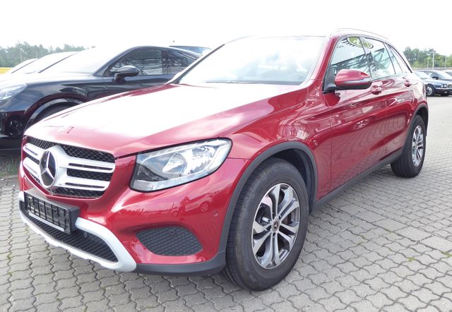 Mercedes-Benz GLC 220 d 4Matic Navi Panorama Kamera PDC Leder