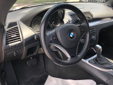 BMW 118 - 8