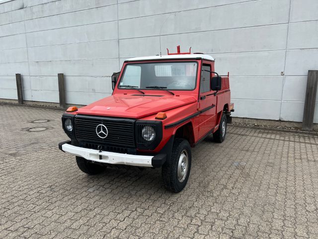 Mercedes-Benz 230 GE EX Feuerwehr / Nebenantrieb / PTO / Pumpe