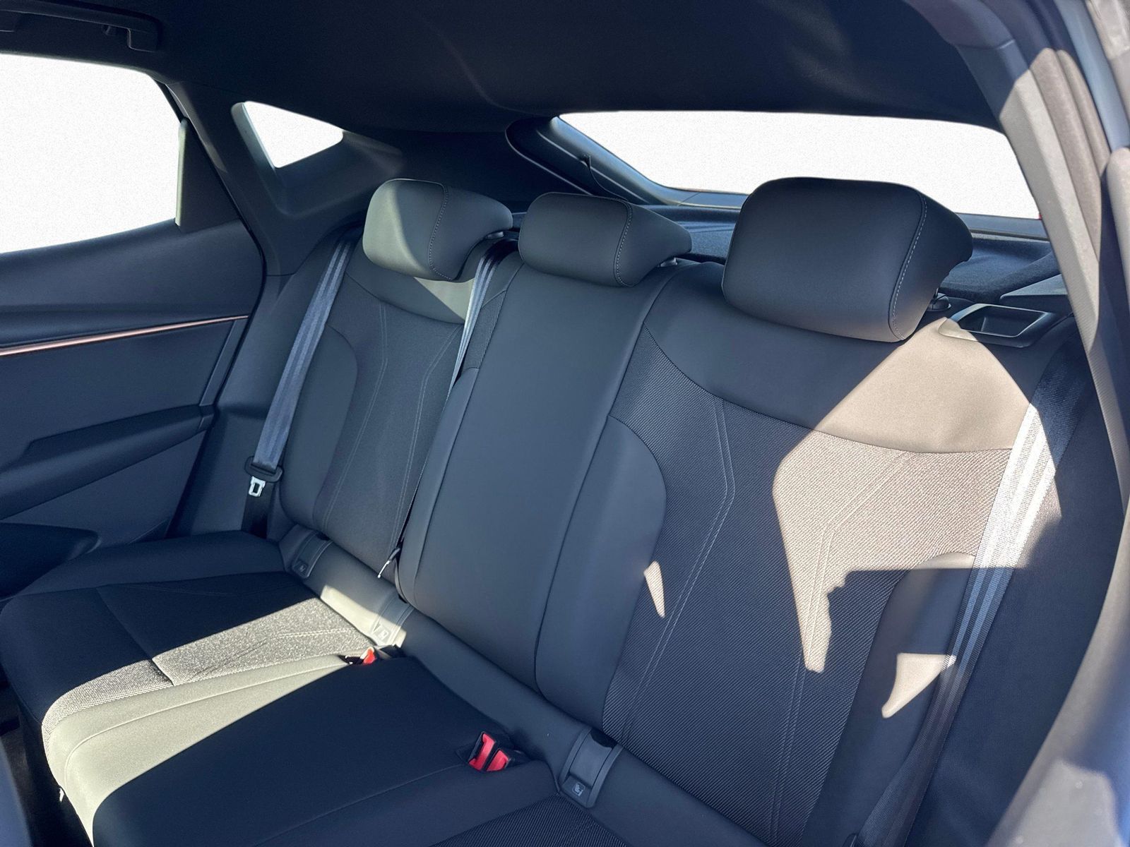 Cupra Tavascan - Bild 11