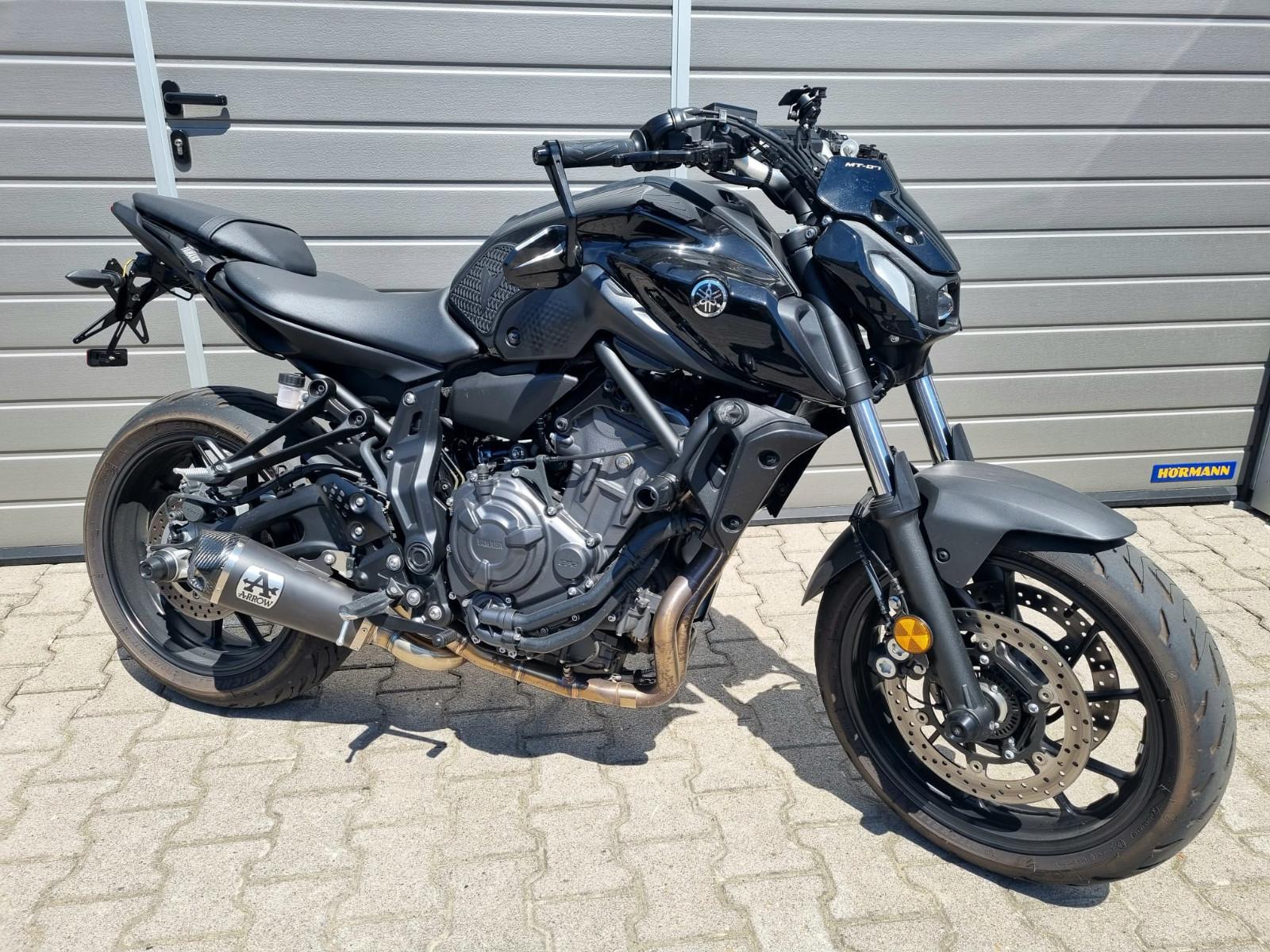 Yamaha MT-07*Kurzer Kennzeichenhalter*Arrow...