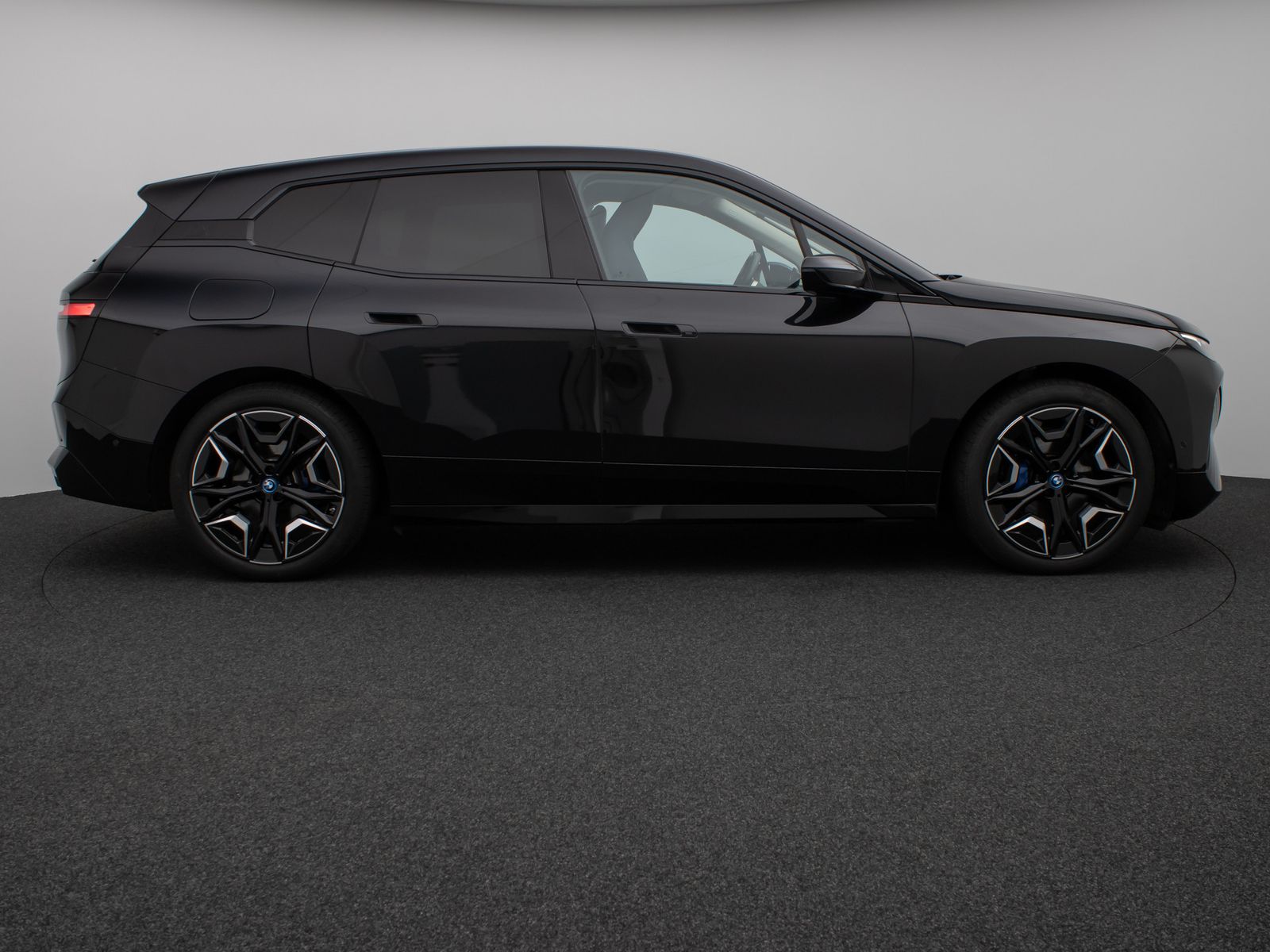 Fahrzeugabbildung BMW iX xD40 Kamera DAB H/K ACC Komfort Sport 22Zoll