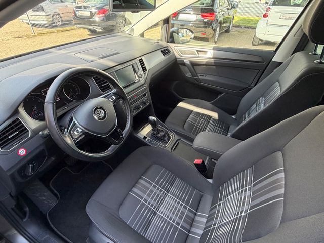 Fahrzeugabbildung Volkswagen Golf Sportsvan VII Autom.+Navi+Kamera+LM+WR+BT+