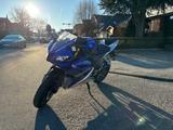 Yamaha YZF-R125, TÜV Neu, Reifen Neu - Yamaha Motorräder in Lübeck