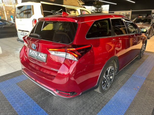 Toyota Auris Touring Sports Hybrid Free Style
