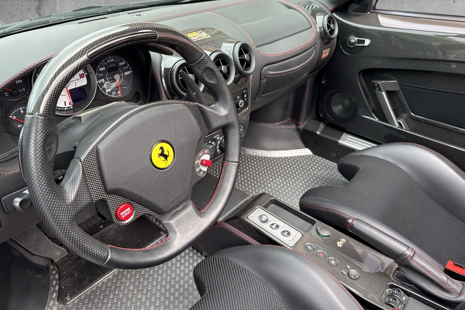 Fahrzeugabbildung Ferrari 430 Scuderia Spider 16M*Full Carbon*TOP