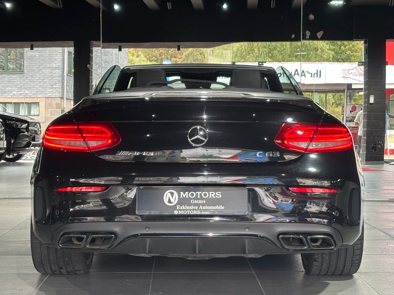 Fahrzeugabbildung Mercedes-Benz C 63 AMG Cabrio*Burmester*Ambiente*HUD*S-Auspuff