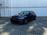 BMW 330 Baureihe 3 Lim. 330 d M Sport
