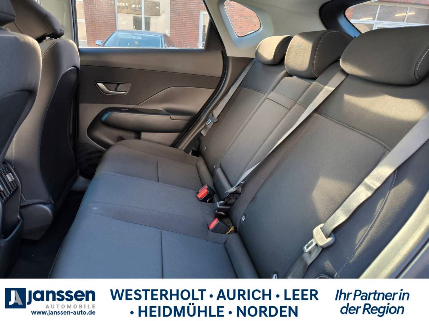 Fahrzeugabbildung Hyundai KONA Elektro 49kWh Trend/Automatik/Navi/Wärmepum