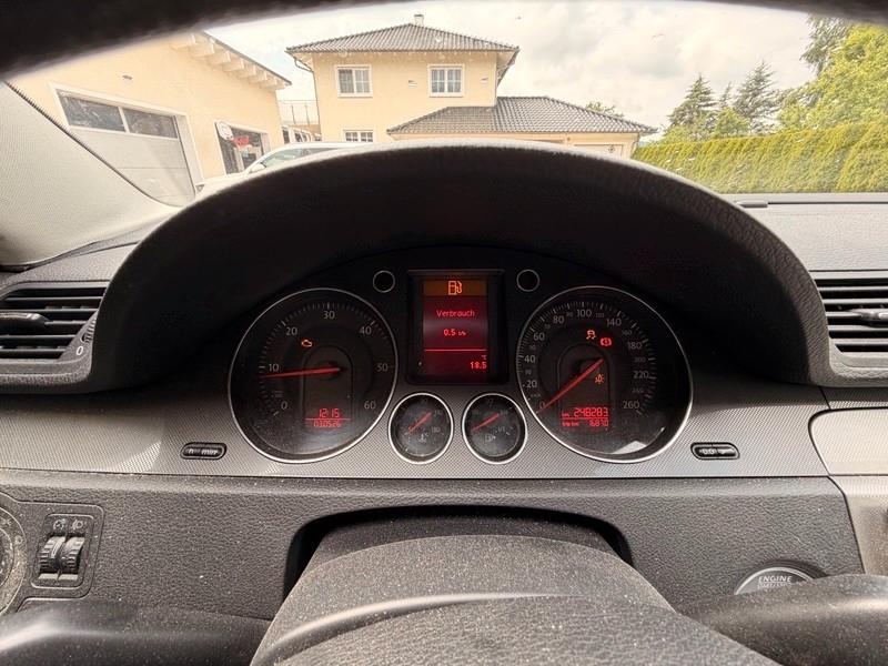 Volkswagen Passat 2006 — photo 8