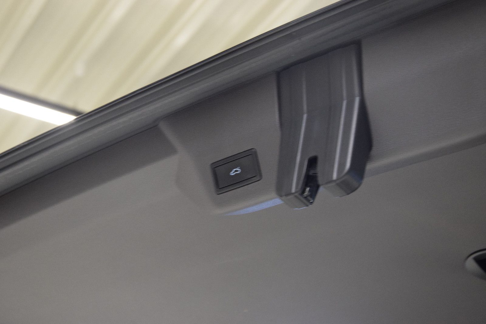 Fahrzeugabbildung Volkswagen T7 Multivan lang HUD ACC HK  Ambi. Matrix 7 Sitz