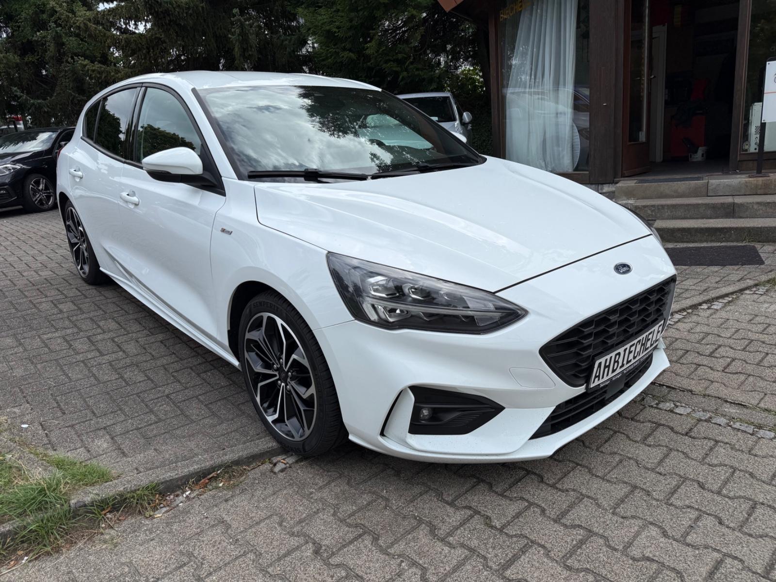 Ford Focus Lim. ST-Line Navi 18 Zoll CarPlay Service