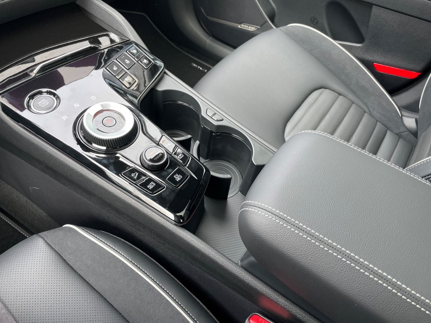 Fahrzeugabbildung Kia Sportage GT-Line Plug-in Hybrid 4WD LED Memory