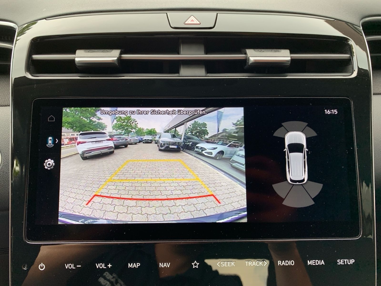 Fahrzeugabbildung Hyundai TUCSON 1.6 T-GDI Trend Plug-In Hybrid 4WD 1Hd