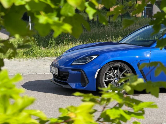 SUBARU BRZ