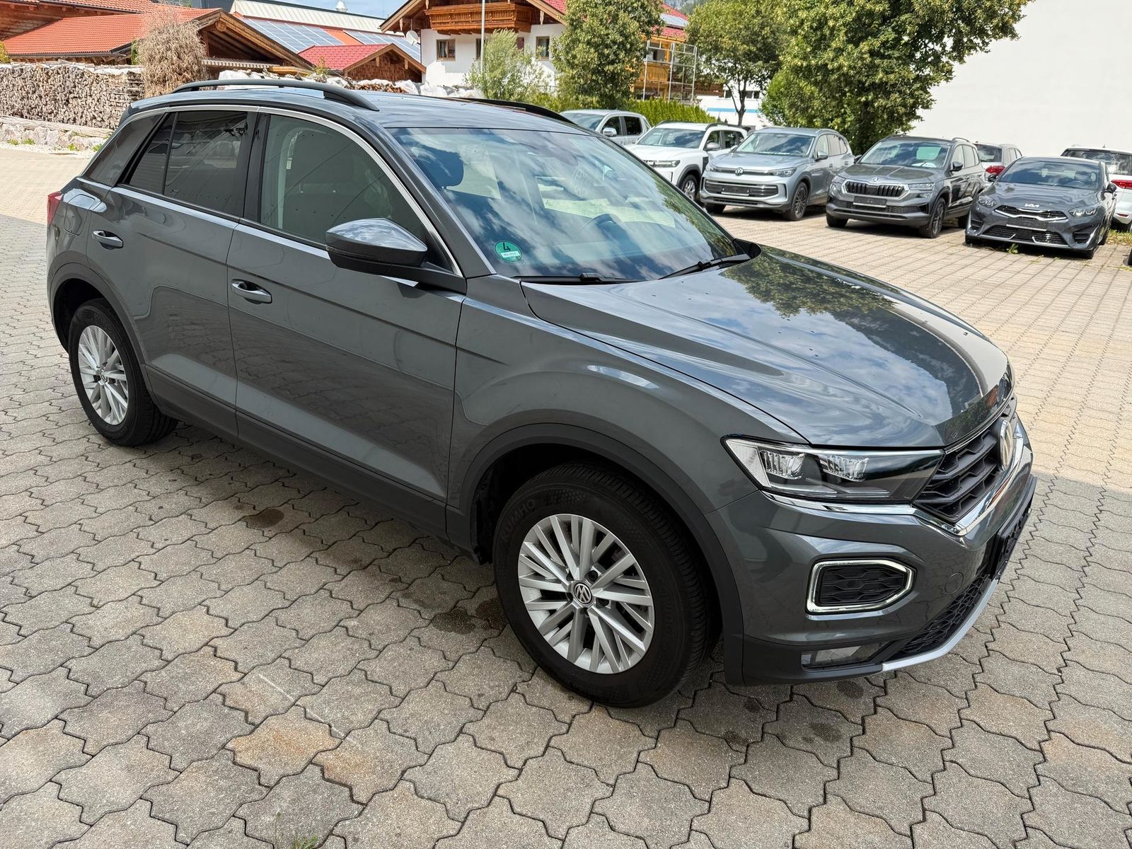 Volkswagen T-Roc 2.0 TSI DSG Style 4Motion 8-fach ACC R foto 1