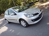 Renault CLIO III Expression 1.2I,  TÜV 10/27 TOP - Renault Clio: Iii Expression