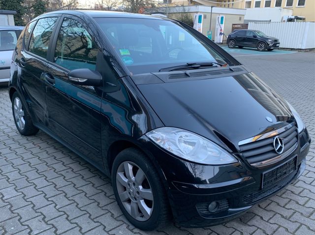 Mercedes-Benz A 150 AVANTGARDE Polar Star