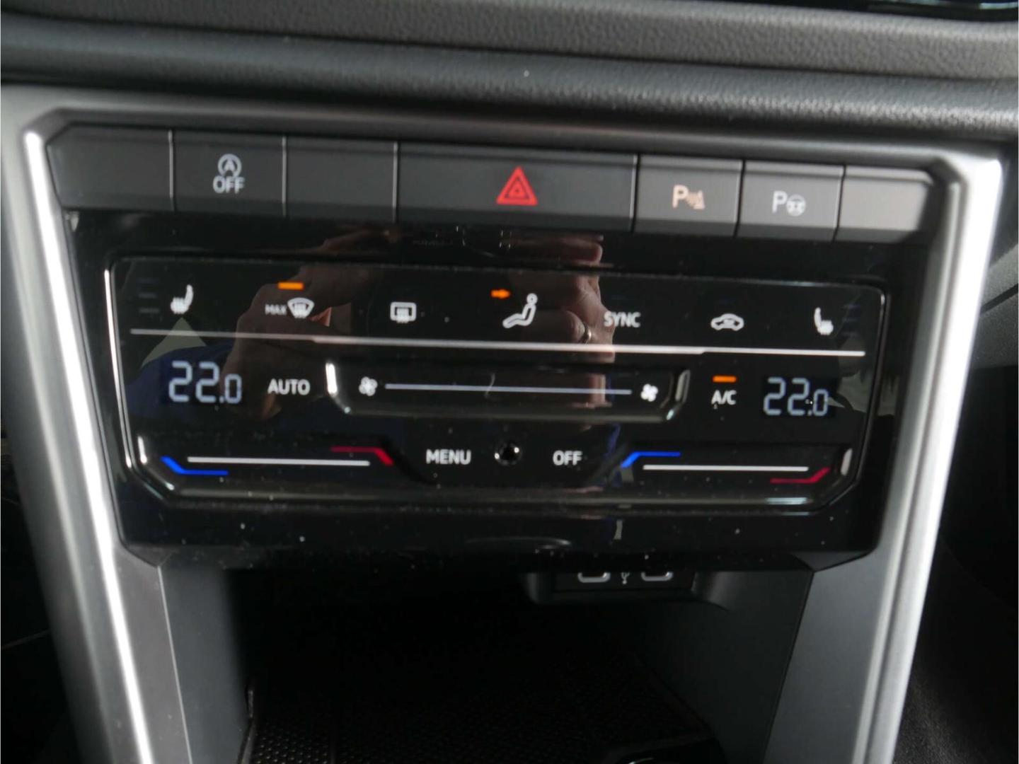 Volkswagen T-Roc 2.0 TDI Life 6-Gg. NAV/LED/AHK, миниатюра 25