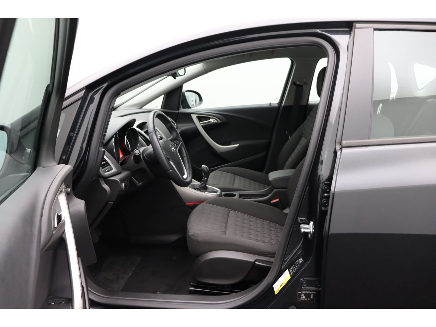 Fahrzeugabbildung Opel Astra 1.4 J Active 2-Zonen-Klimaauto SHZ Ambient